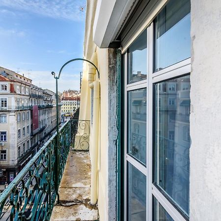 Whome City Chic Escape: Your Stylish Haven In Downtown Lisboa Ngoại thất bức ảnh