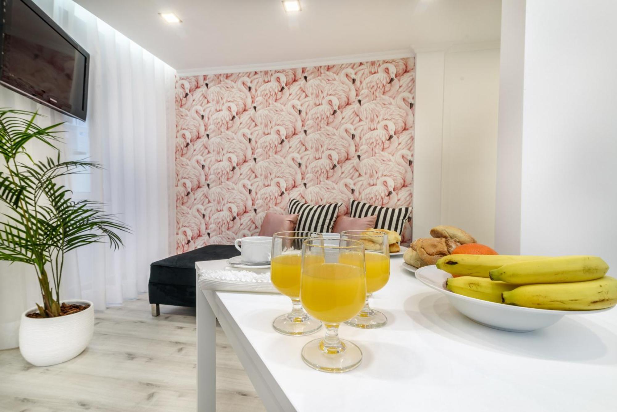 Whome City Chic Escape: Your Stylish Haven In Downtown Lisboa Ngoại thất bức ảnh