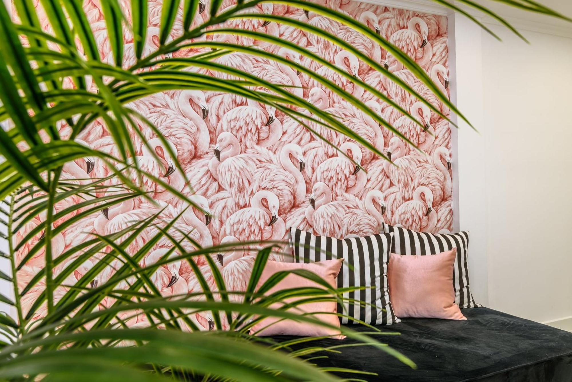 Whome City Chic Escape: Your Stylish Haven In Downtown Lisboa Ngoại thất bức ảnh