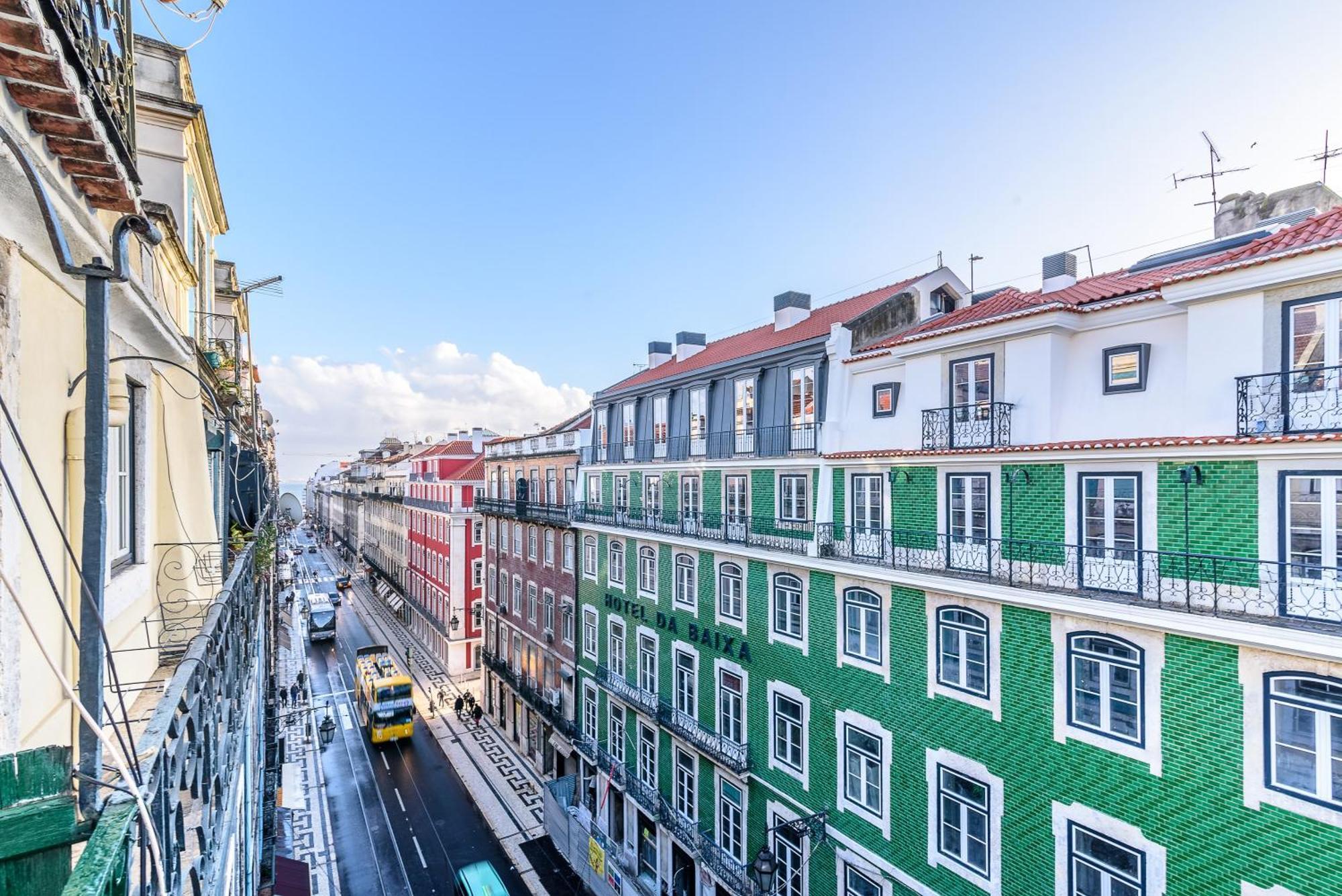 Whome City Chic Escape: Your Stylish Haven In Downtown Lisboa Ngoại thất bức ảnh